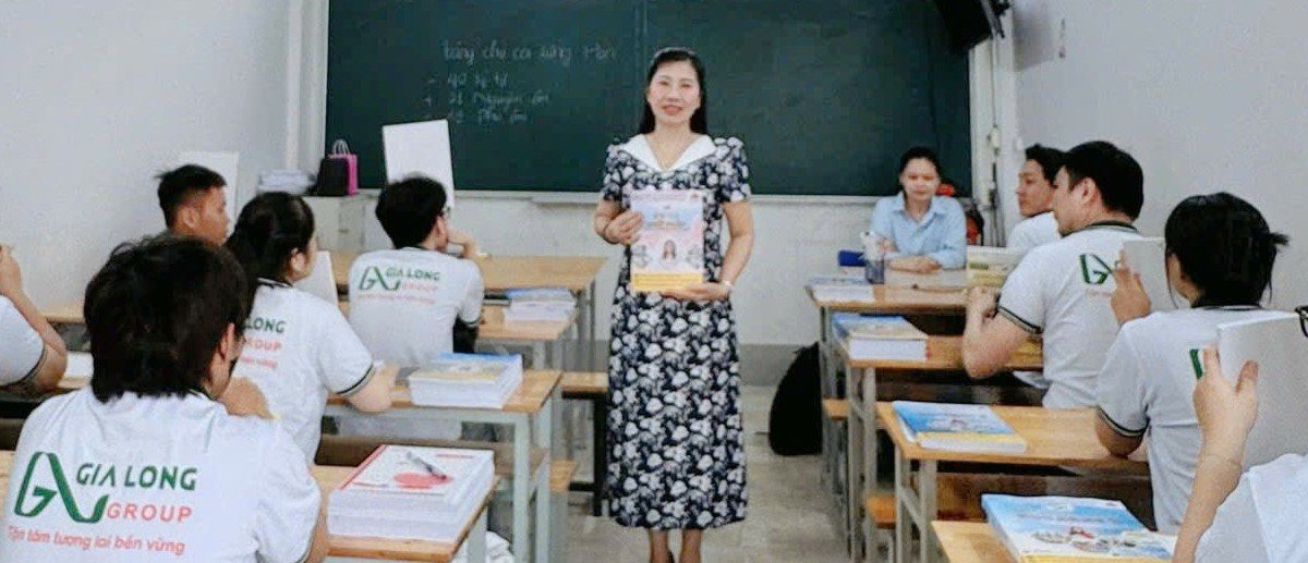 Ngày 29/1/2026: Trung Tâm Ngoại Ngữ Gia Long Cùng Cô Lưu Vân Khai Giảng Khóa EPS 60 Bài